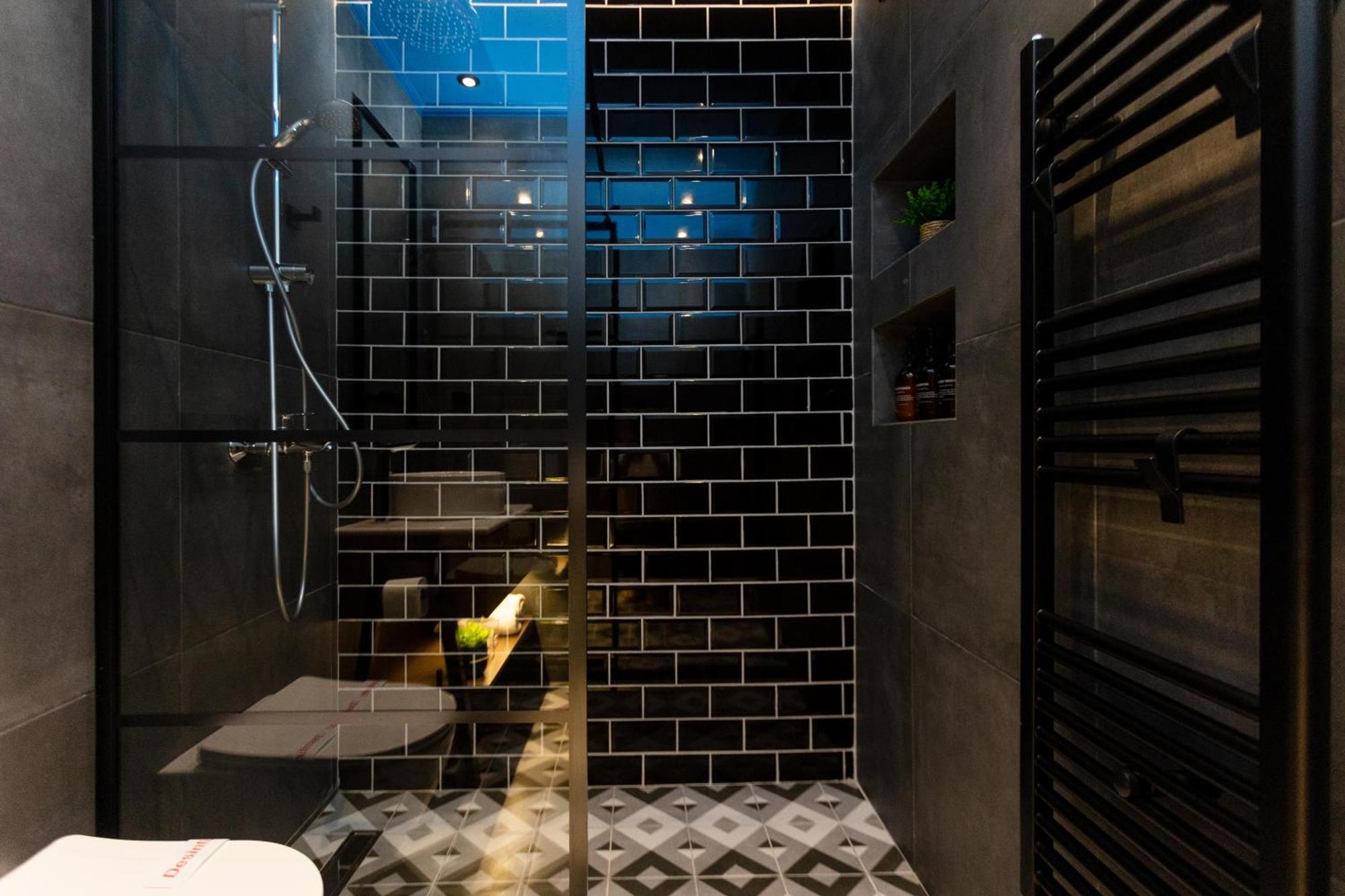 Apartment Valaoritou 3 Luxury