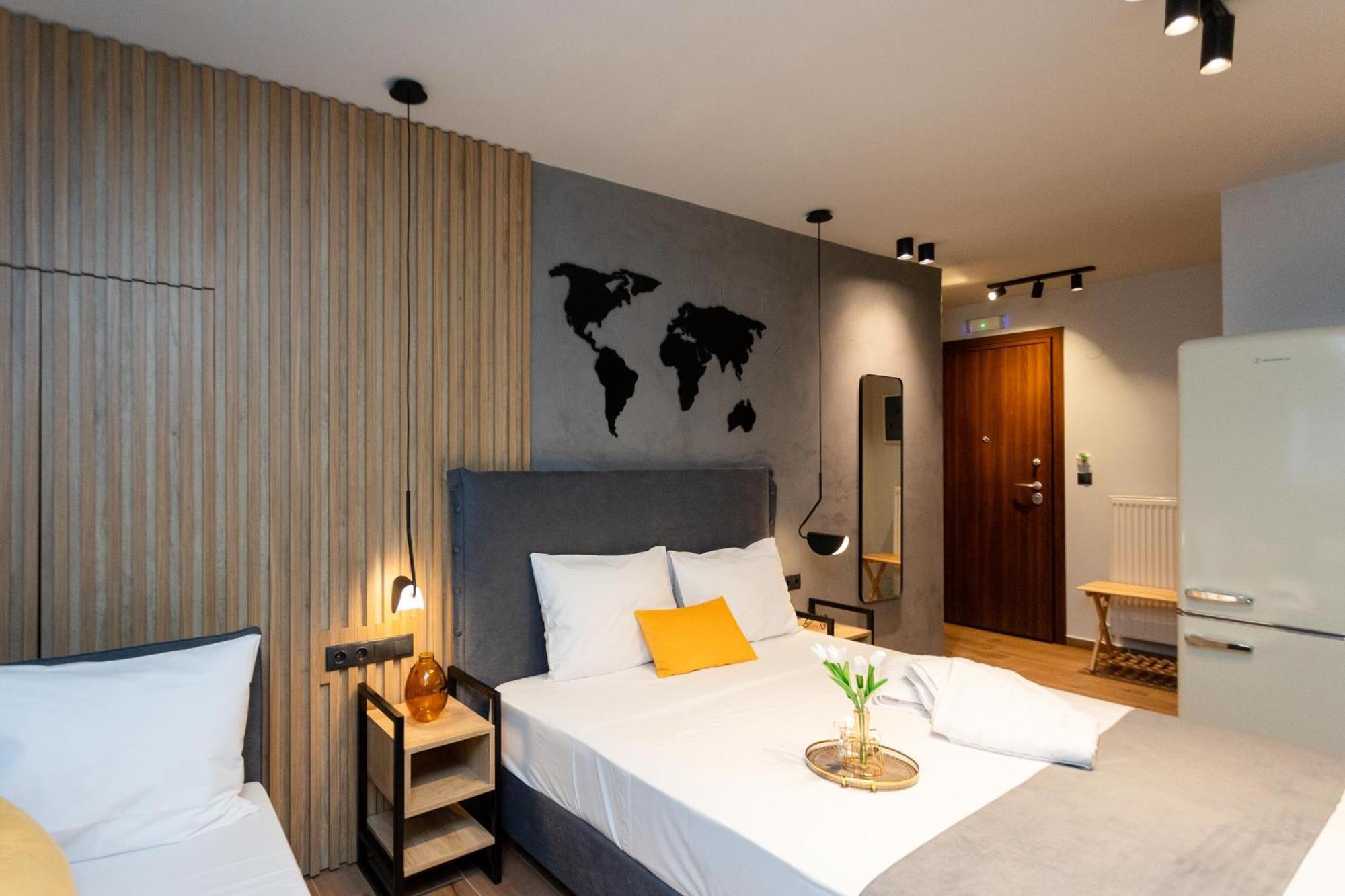 Valaoritou 3 Luxury Apartment