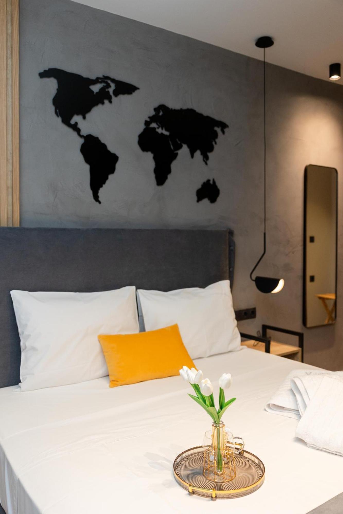Apartment Valaoritou 3 Luxury